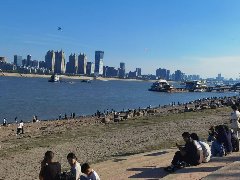 苦闷生活抑郁了唠唠嗑