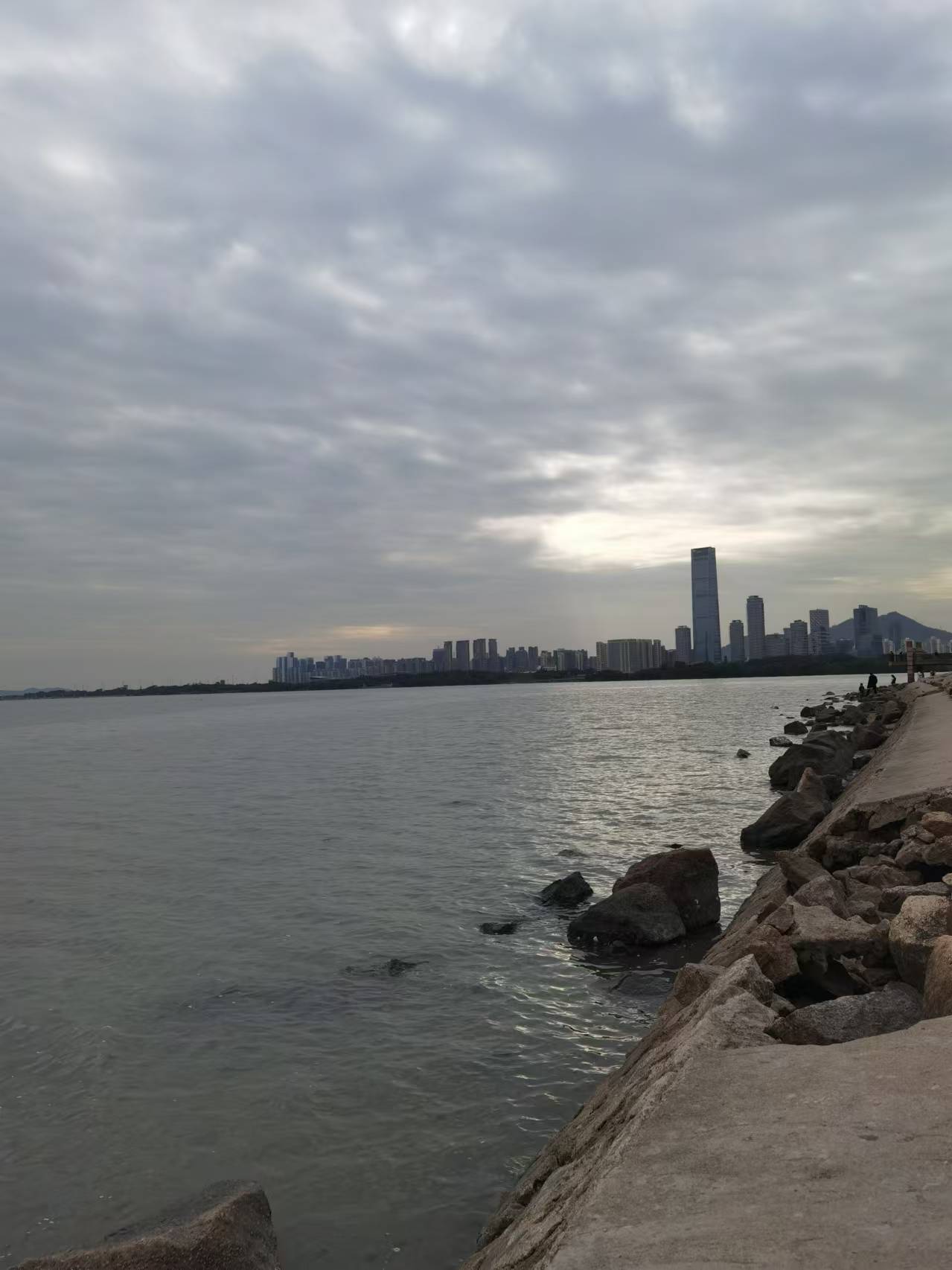 容易哭的人是不是得了忧郁症